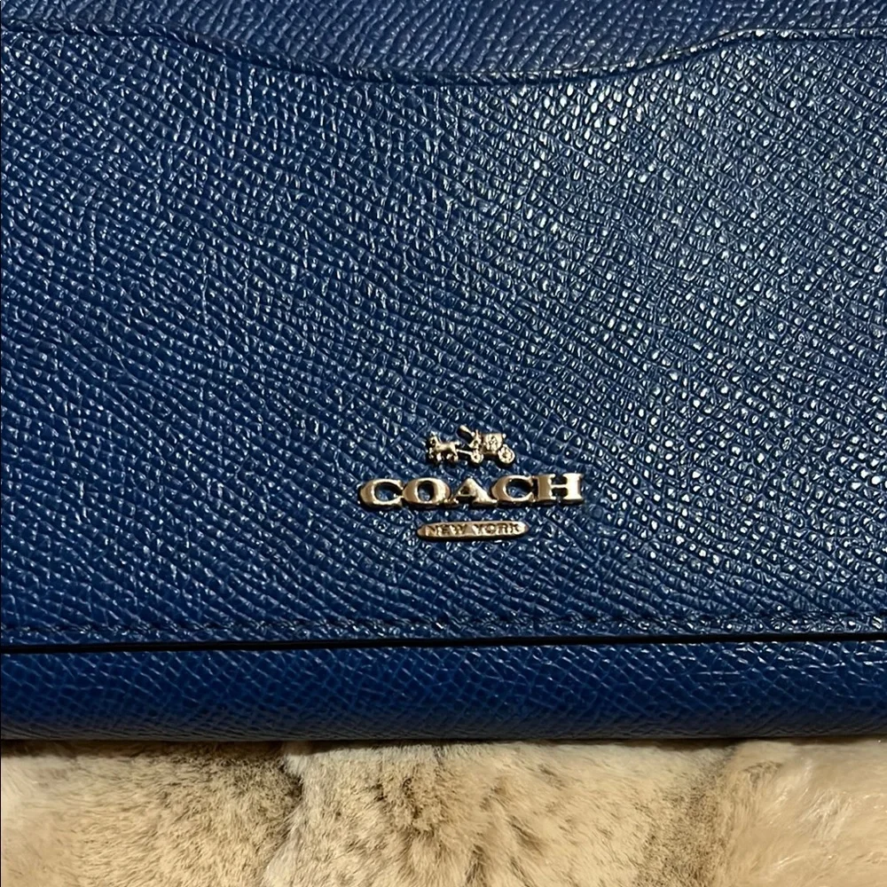 Coach Accordion Zip Wallet - Picture 2 of 15